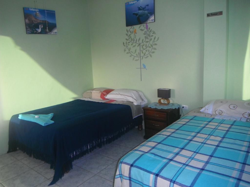 Casa De Celeste Puerto Baquerizo Moreno Zimmer foto